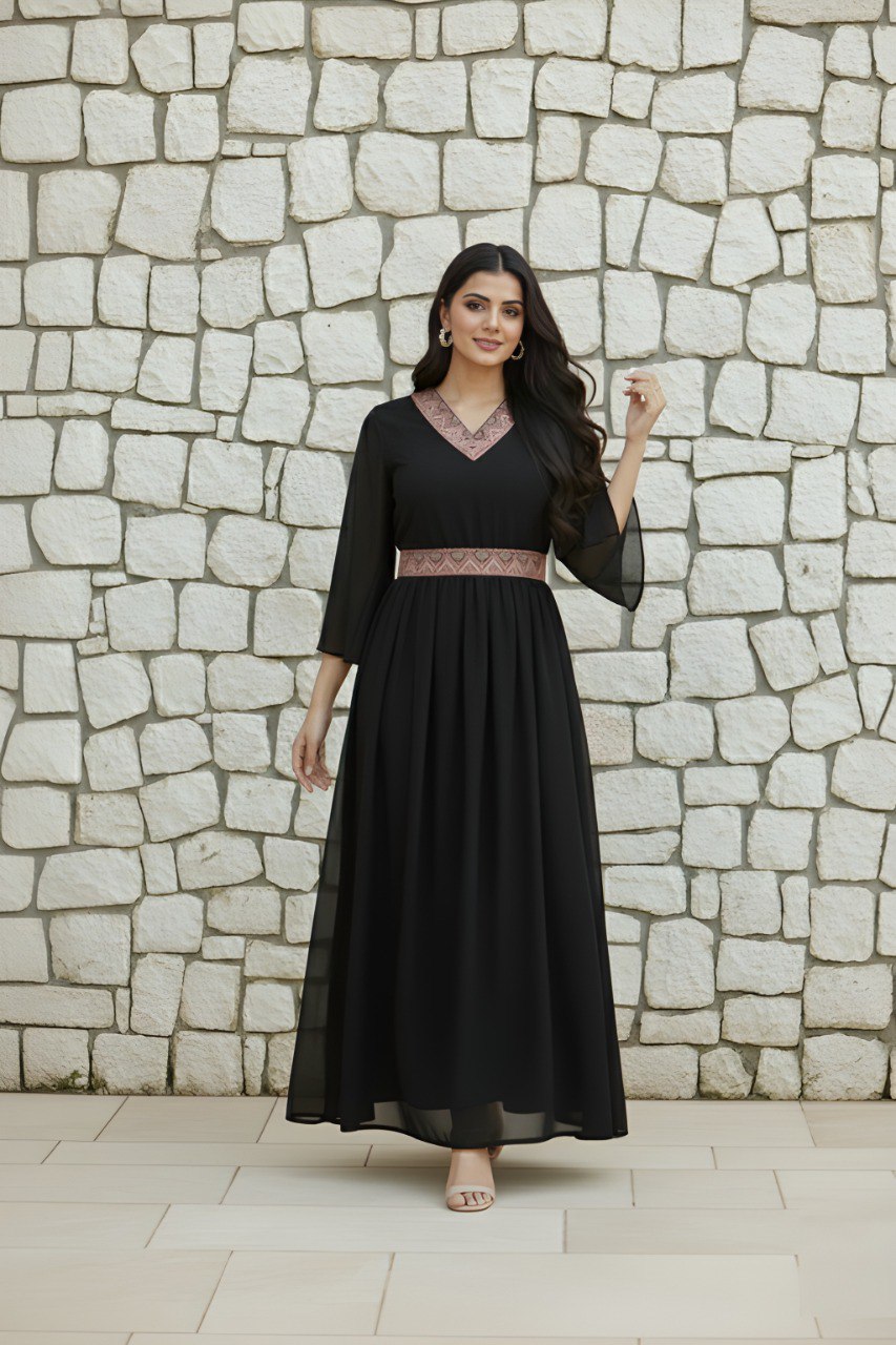 Woman Black georgette dress