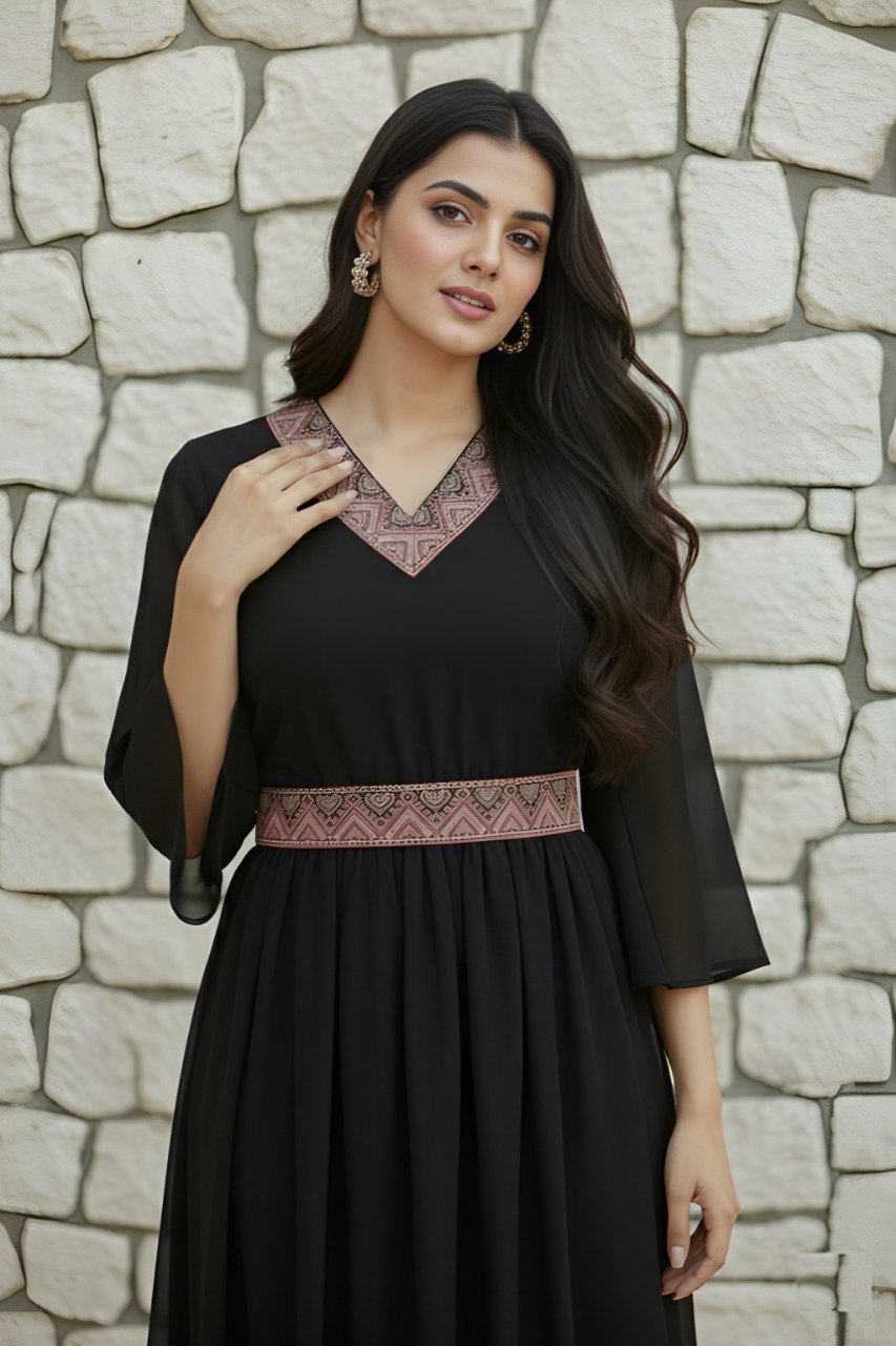 Woman Black georgette dress