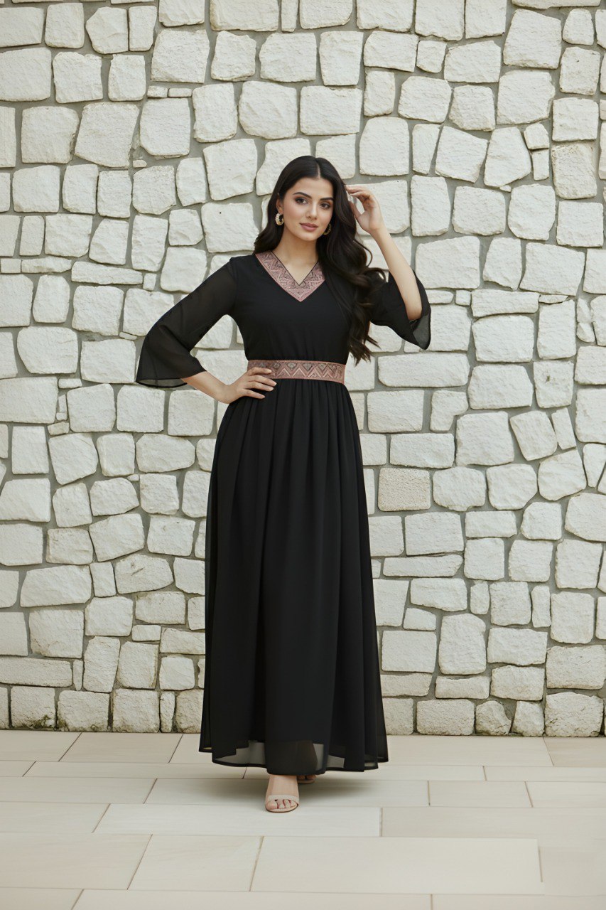 Woman Black georgette dress