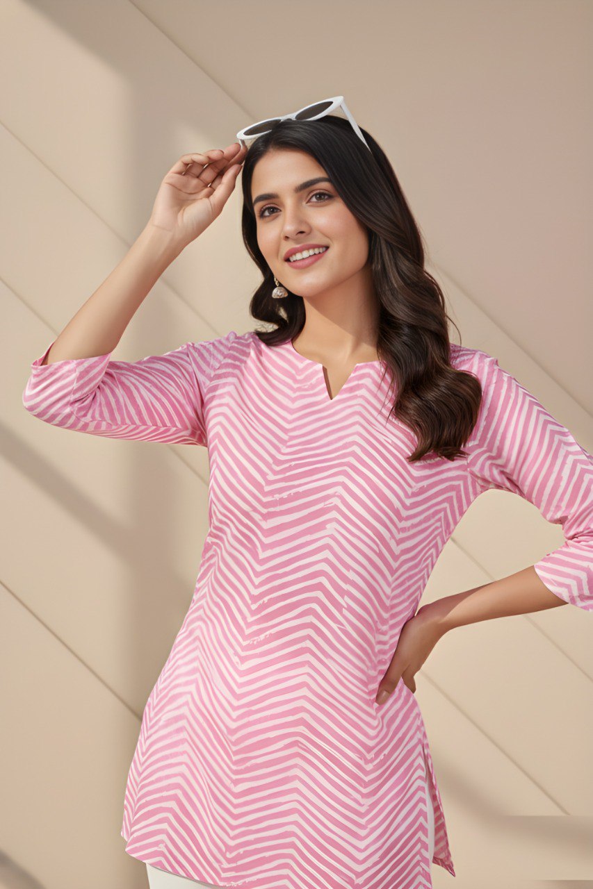 Women's Pink Chevron Print Cotton Blend Tunic