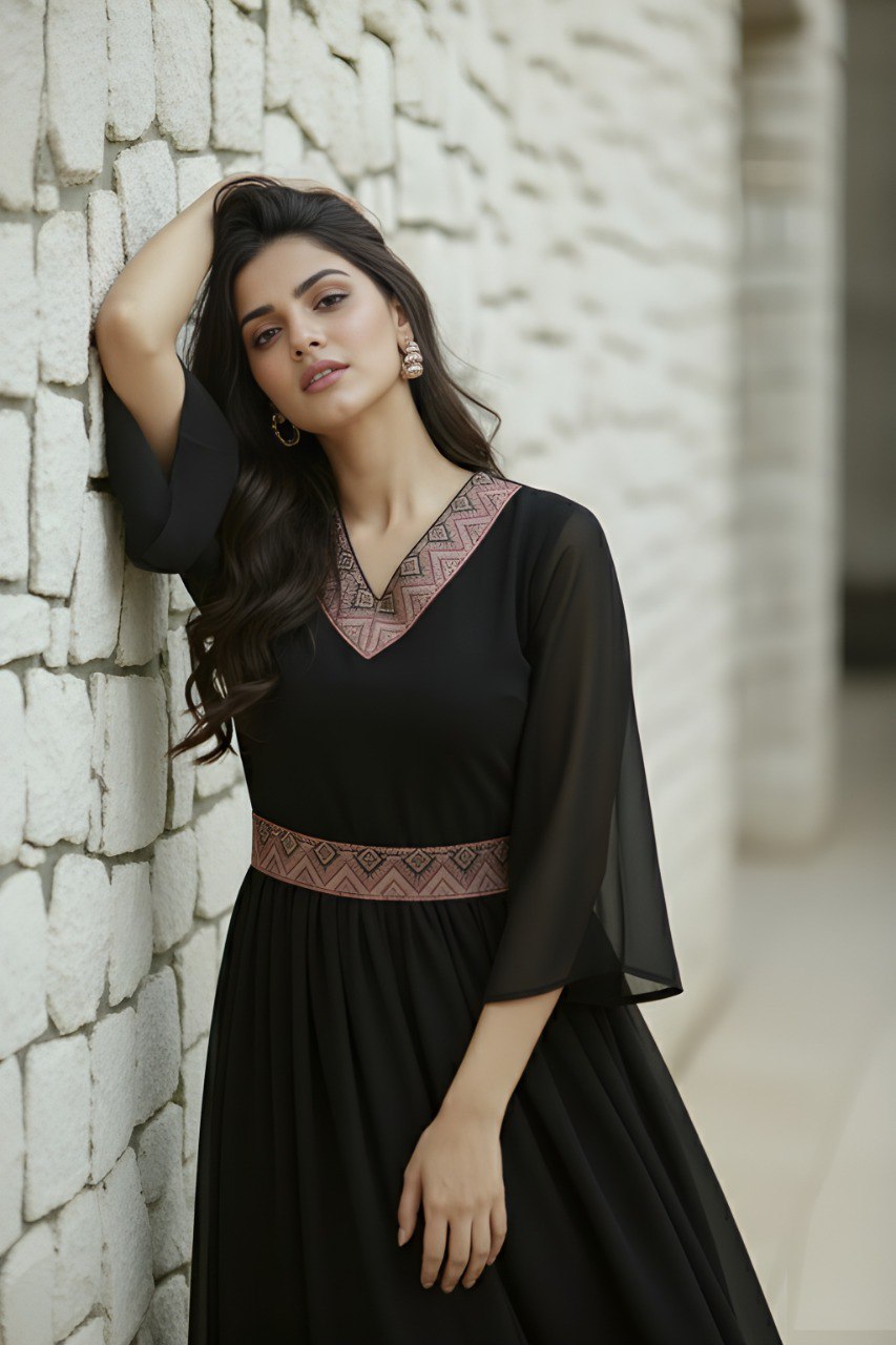 Woman Black georgette dress